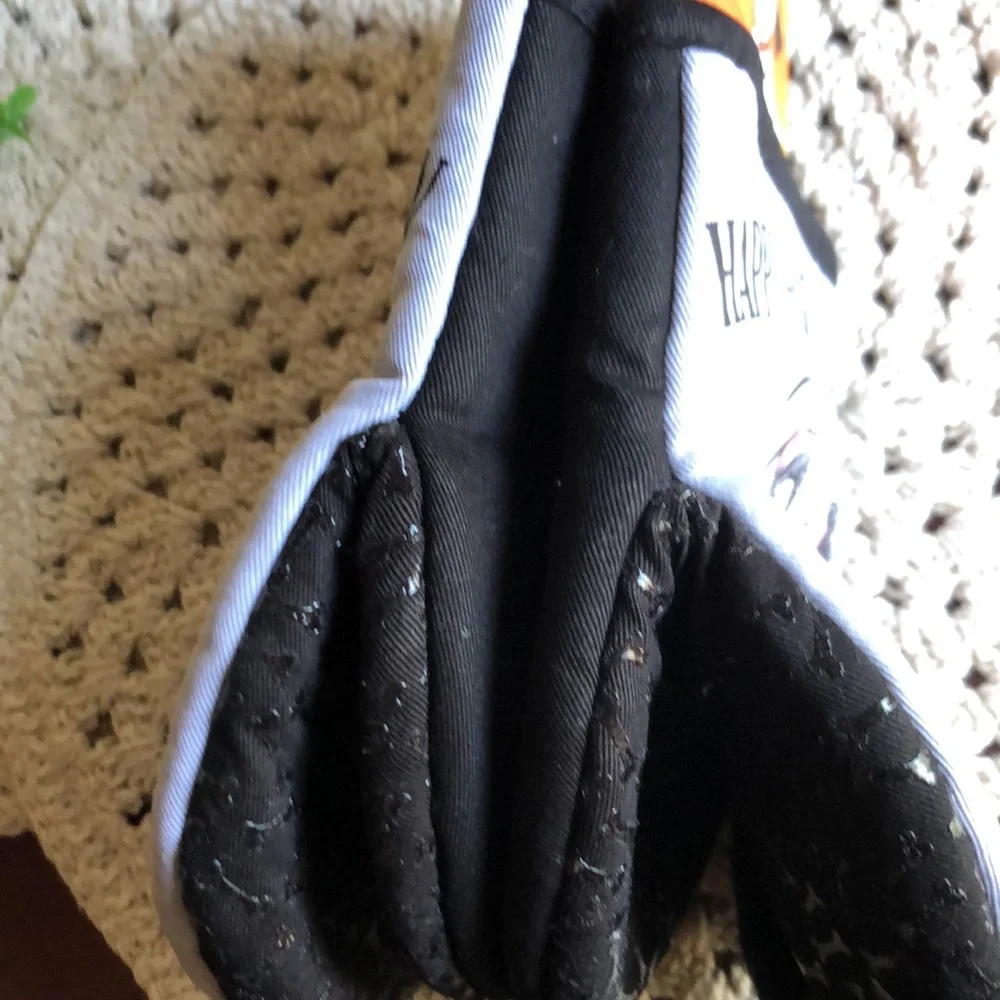 Disney Halloween 101 Dalmatians HAPPY HOWL-O-WEEN Oven Mitts